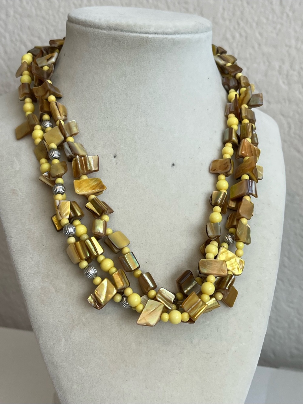 Yellow dyed mother of pearl beaded multi strand chunky necklace 20”